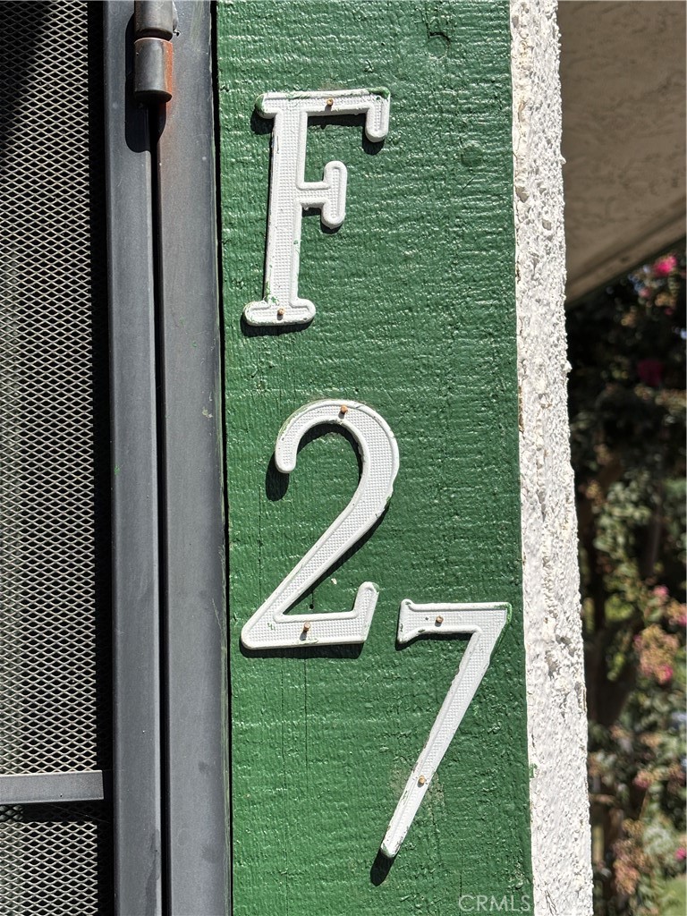 1735 E Washington Street