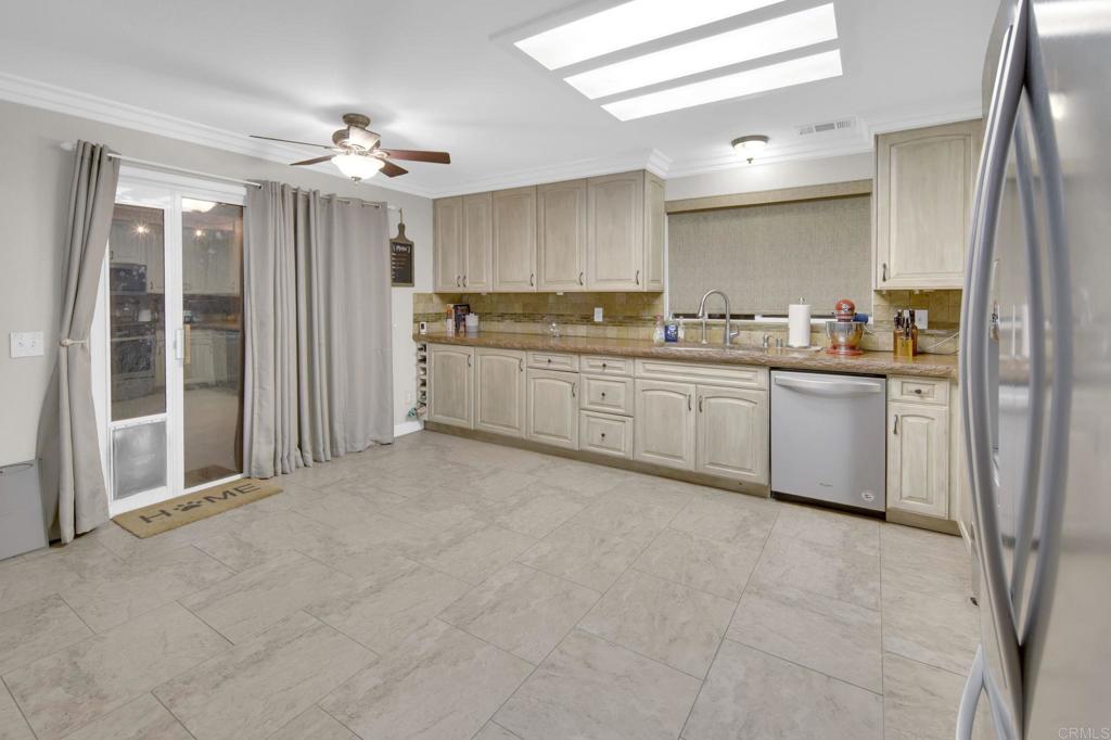 32180 Camino Herencia