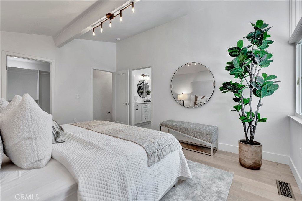 17421 Alta Vista Circle