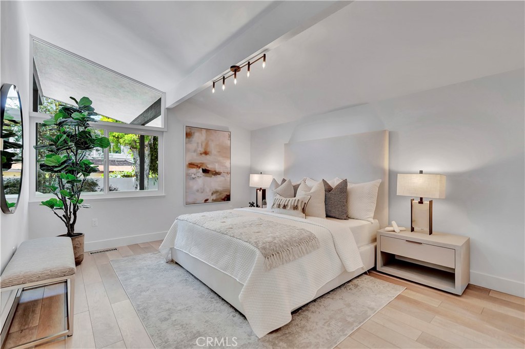 17421 Alta Vista Circle