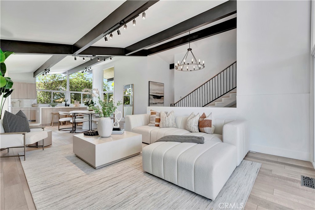 17421 Alta Vista Circle