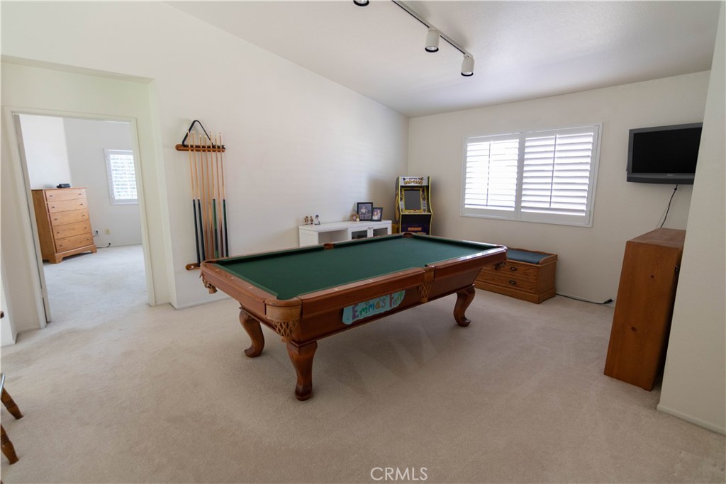 17940 Via Casitas
