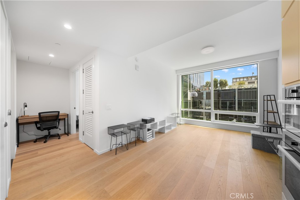 877 Francisco Street 2503