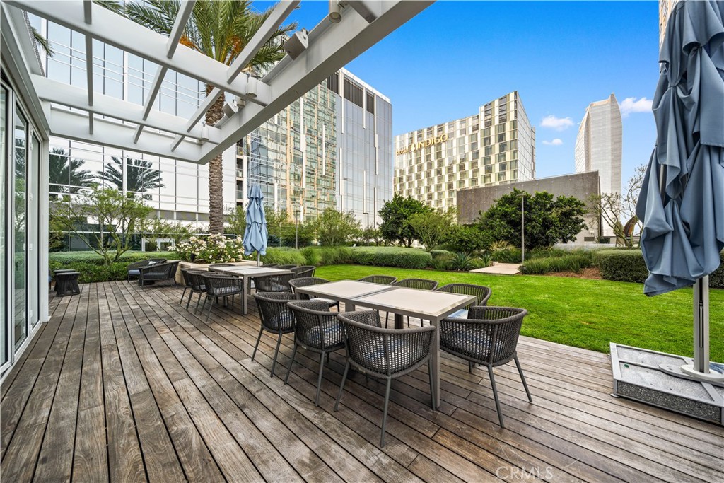 877 Francisco Street 2503