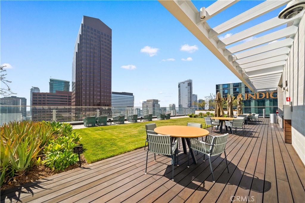 877 Francisco Street 2503