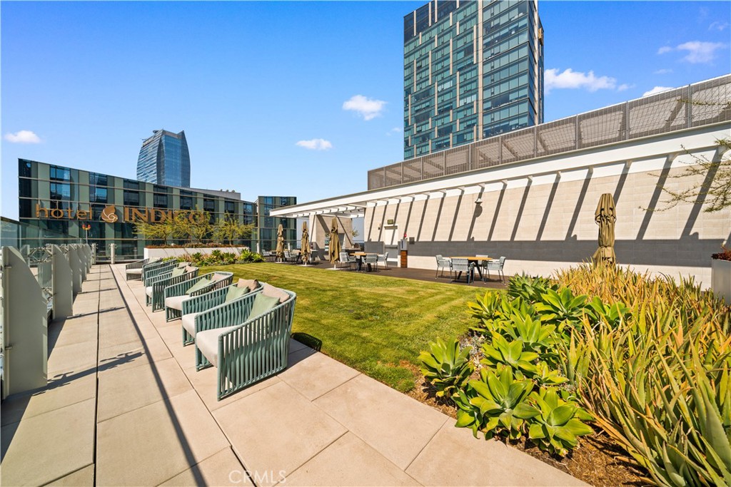 877 Francisco Street 2503