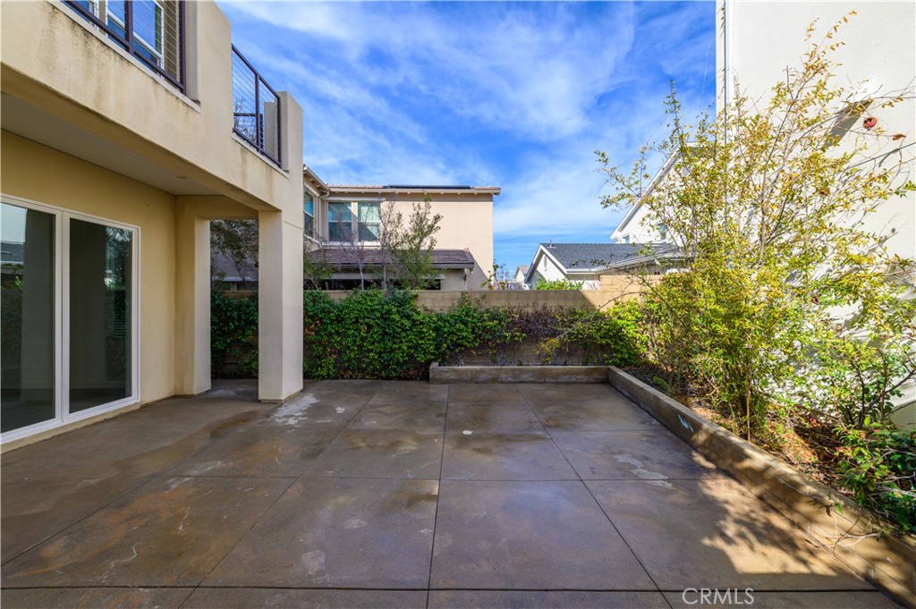 826 Beacon