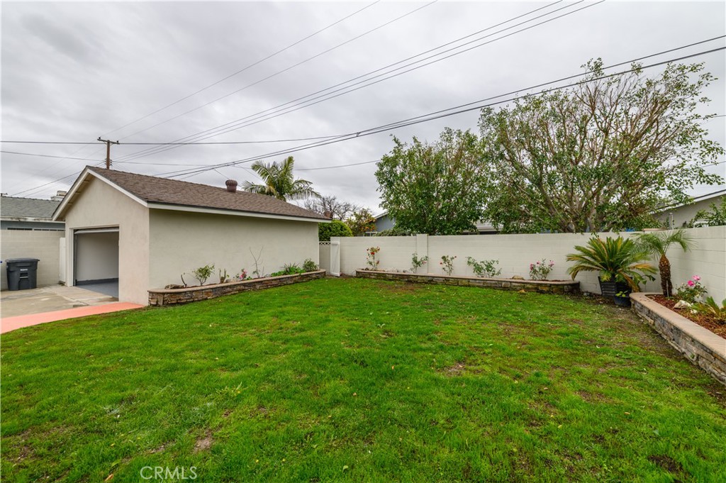 6534 San Haroldo Way