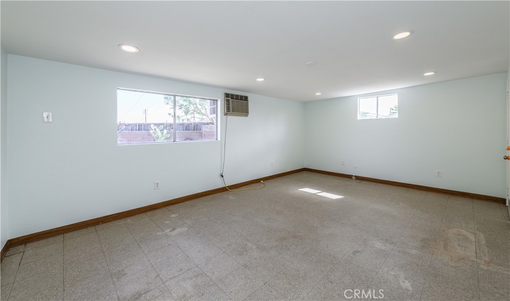 6107 La Canada Circle
