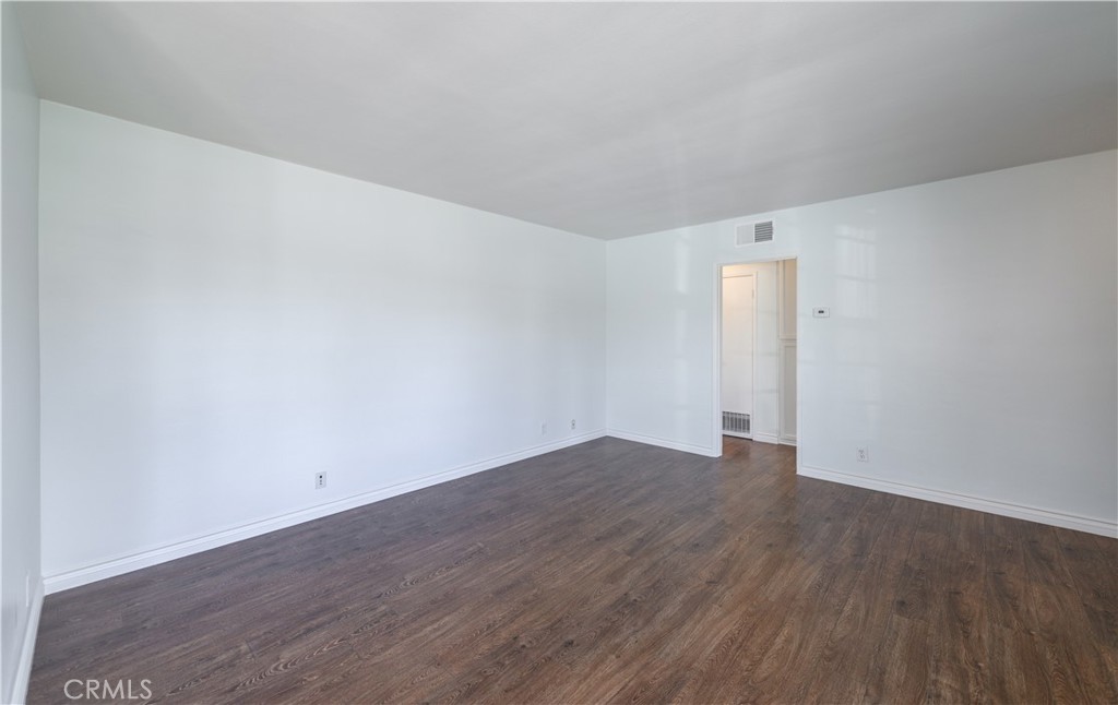 6107 La Canada Circle