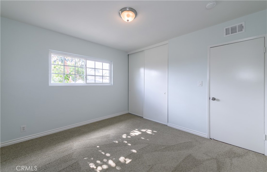 6107 La Canada Circle