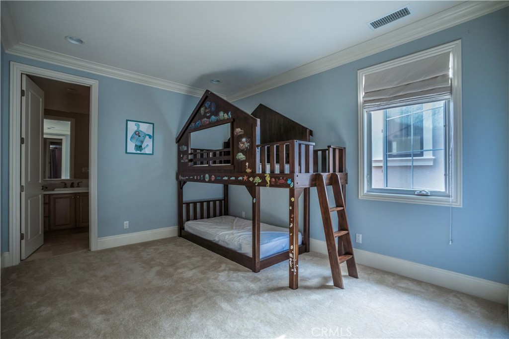 119 Gardenview