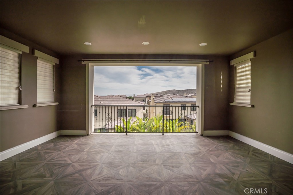119 Gardenview