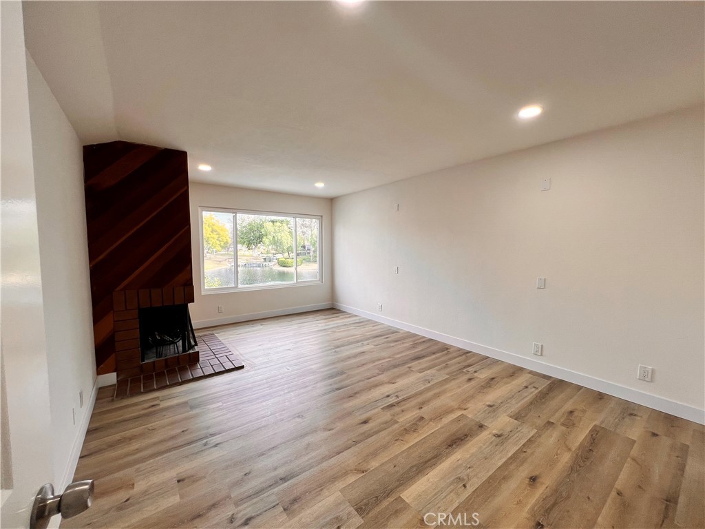 22572 Lake Forest Lane