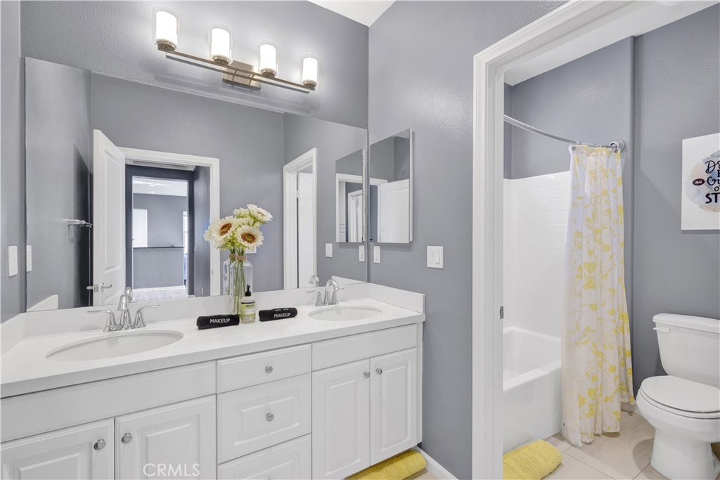 3285 E Lavender Drive
