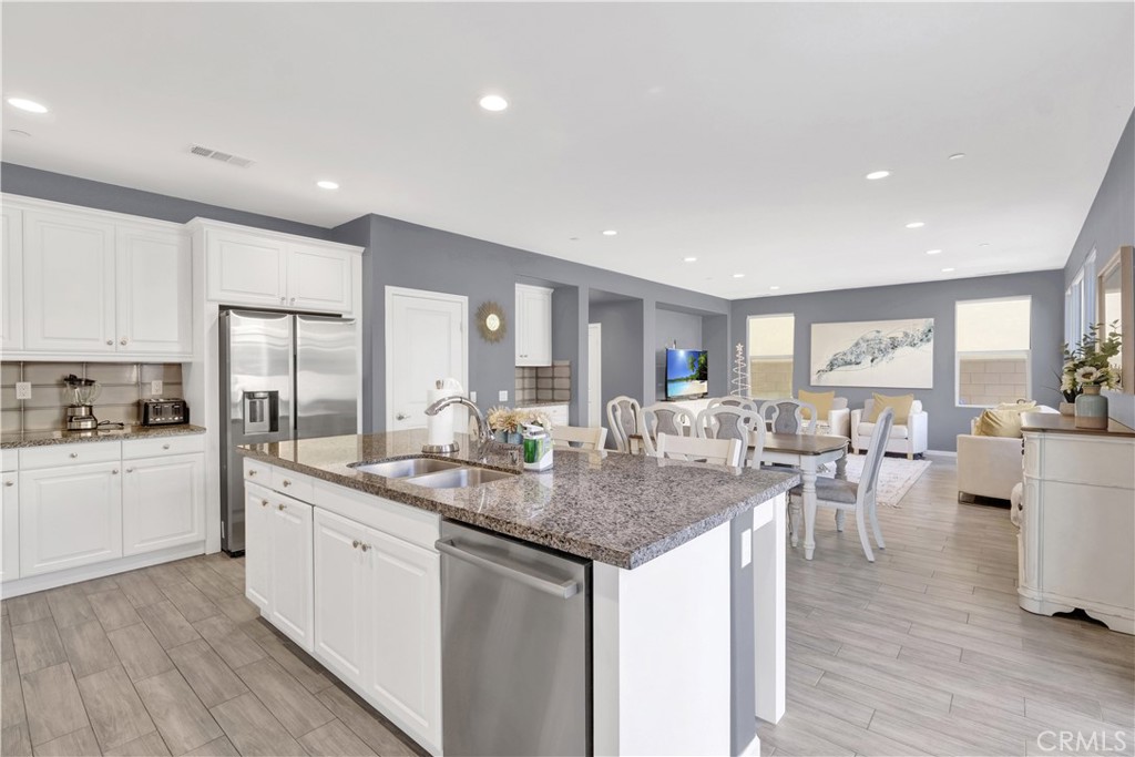 3285 E Lavender Drive