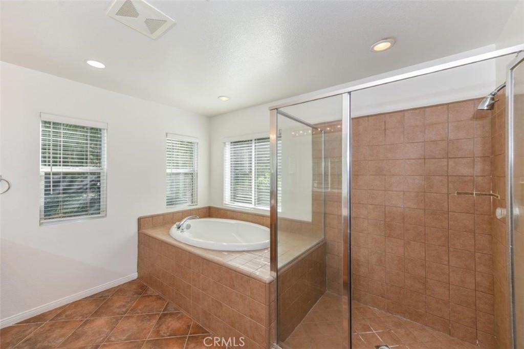 11282 Evergreen Loop