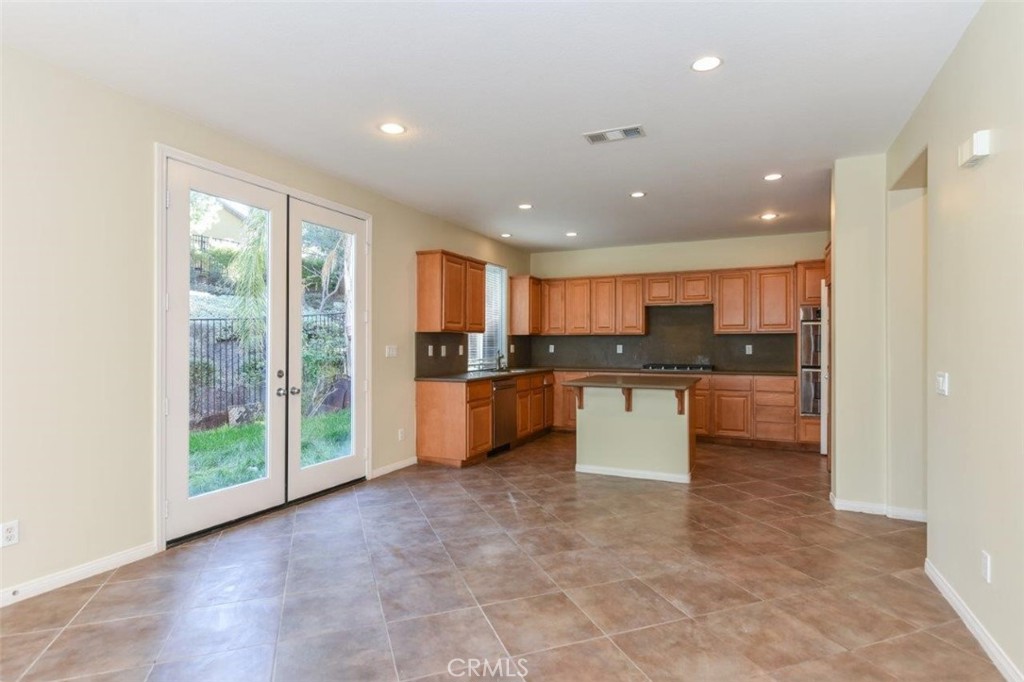 11282 Evergreen Loop