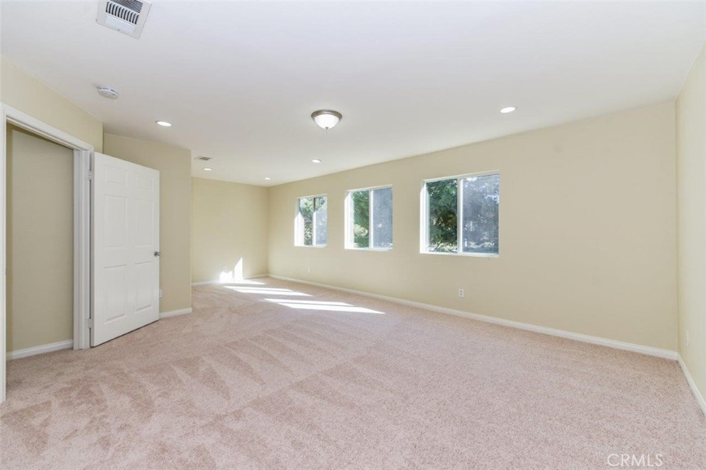 11282 Evergreen Loop