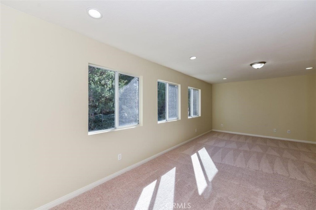 11282 Evergreen Loop