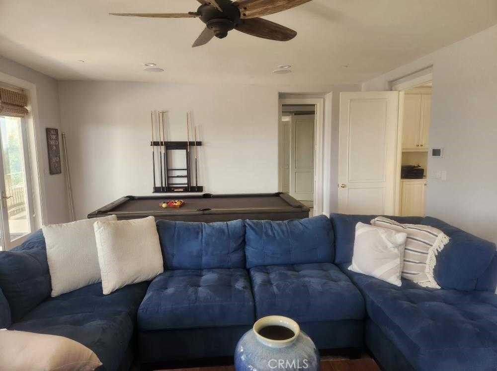 2440 Bronzewood Drive