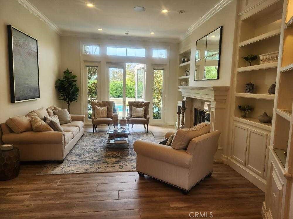 2440 Bronzewood Drive