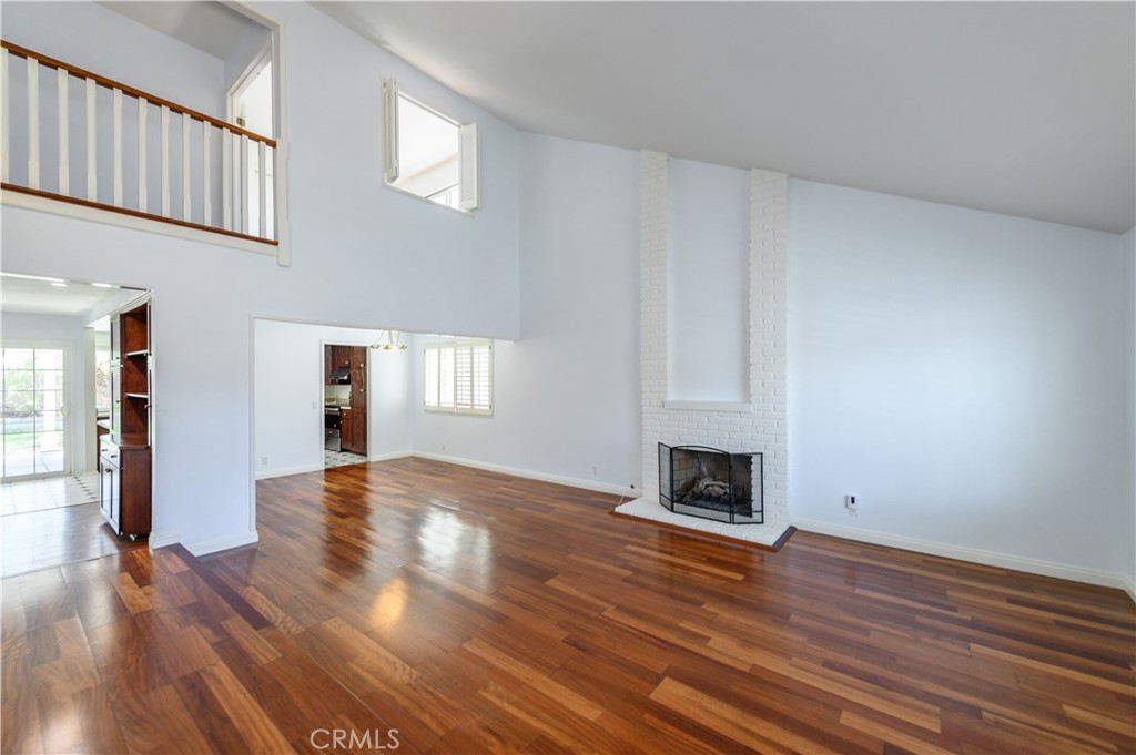 6076 Barry Drive
