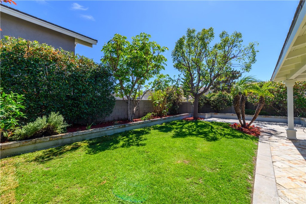 6076 Barry Drive