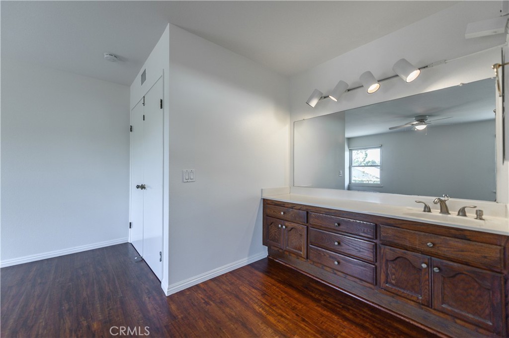 6076 Barry Drive
