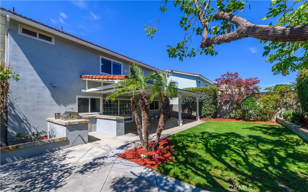 6076 Barry Drive