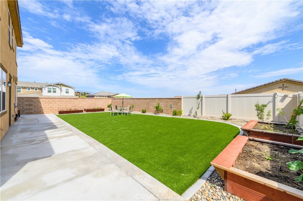 33626 Edge Lane