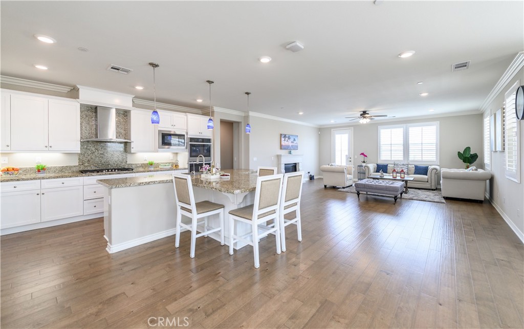 33626 Edge Lane