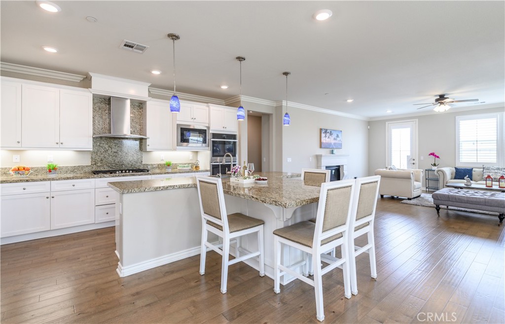 33626 Edge Lane