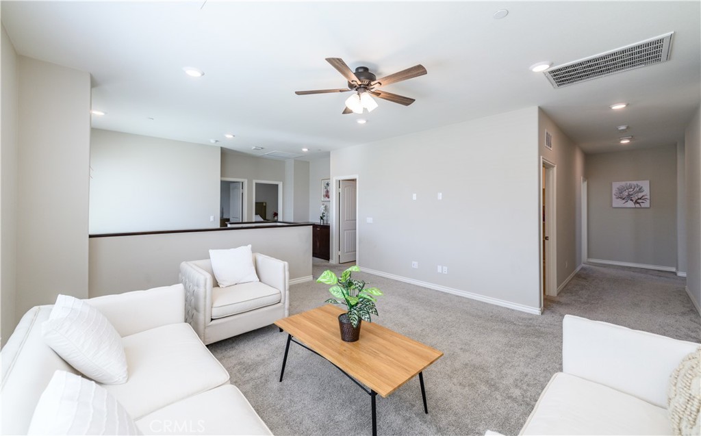 33626 Edge Lane