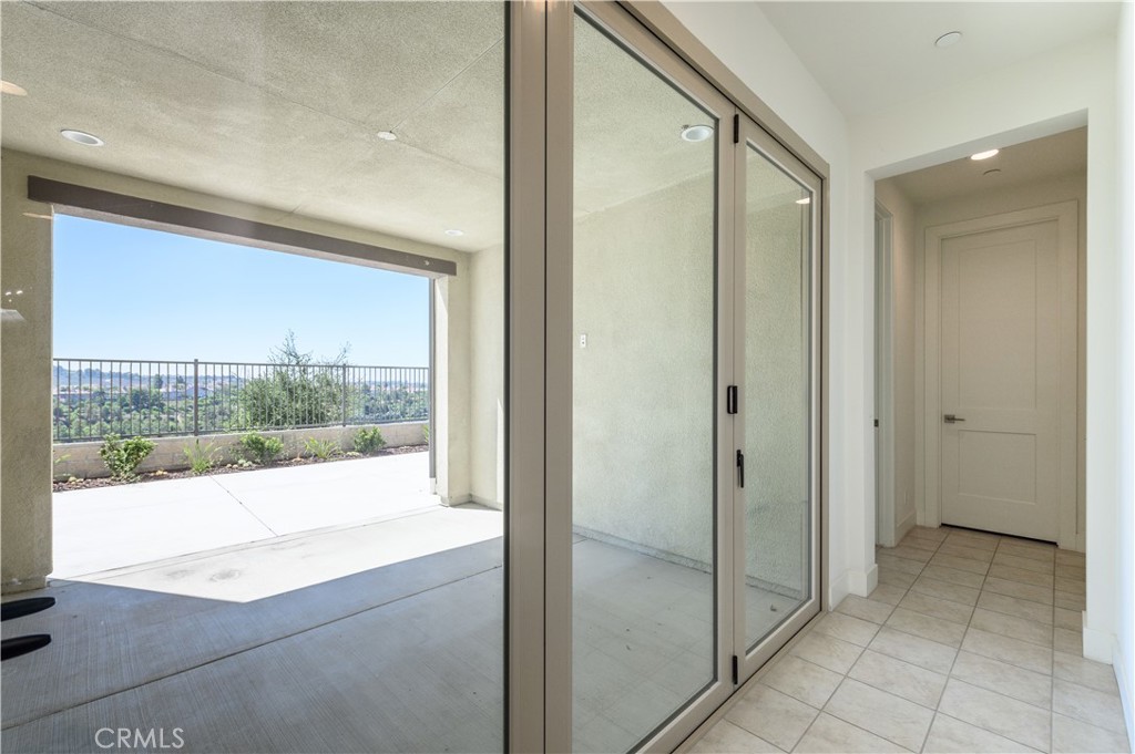 1928 Aliso Canyon Dr