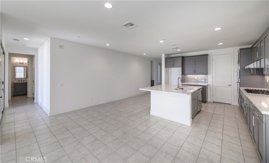 1928 Aliso Canyon Dr