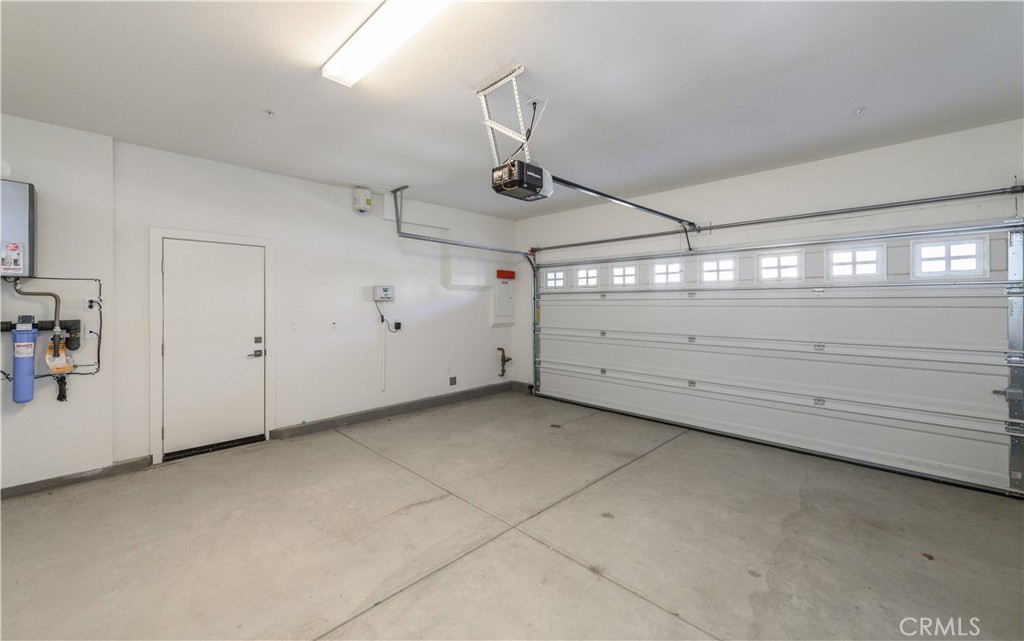 1928 Aliso Canyon Dr