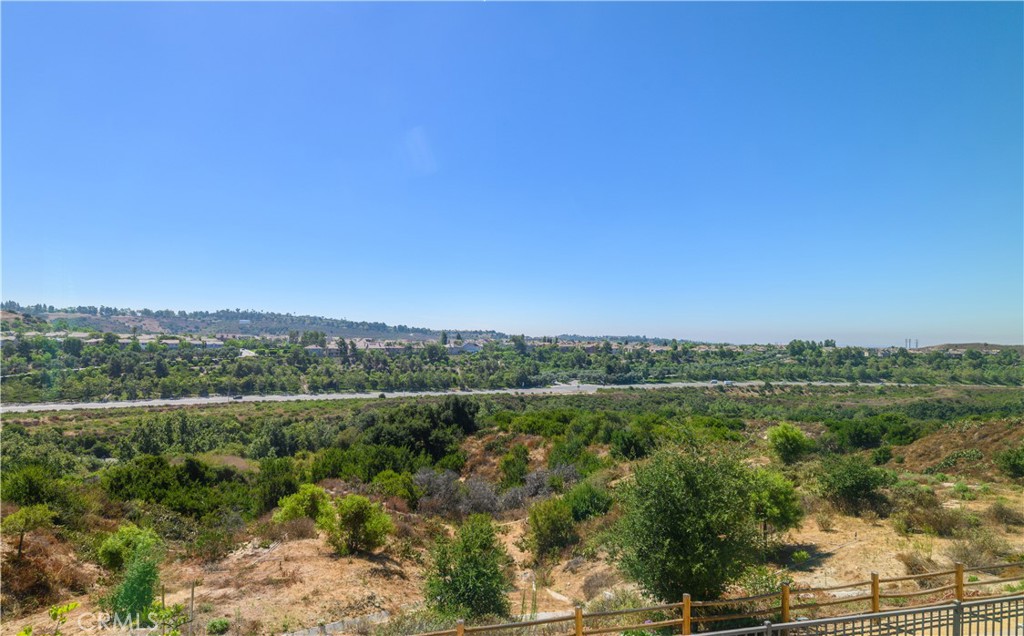 1928 Aliso Canyon Dr