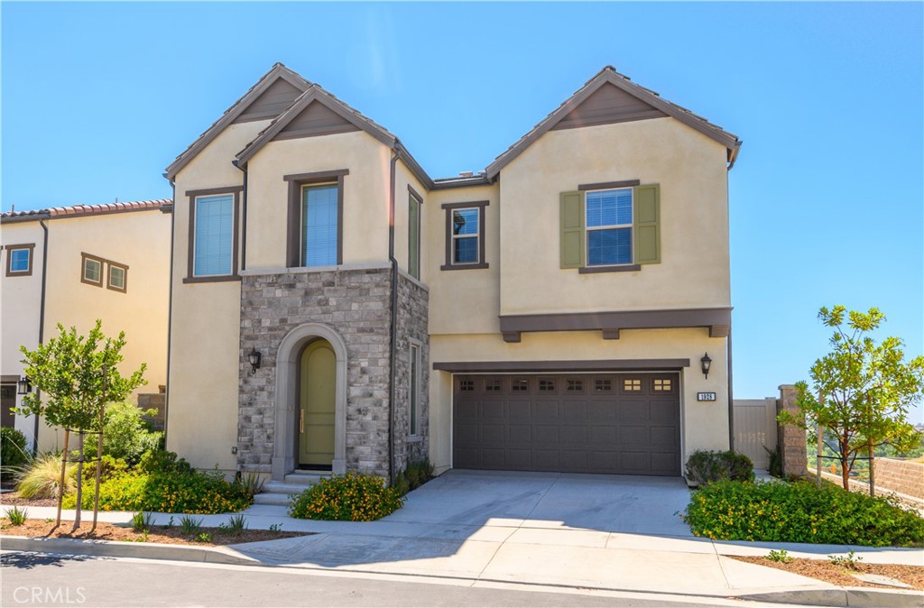 1928 Aliso Canyon Dr