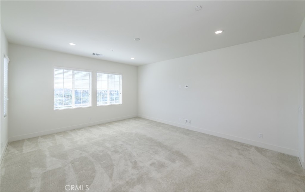 1928 Aliso Canyon Dr