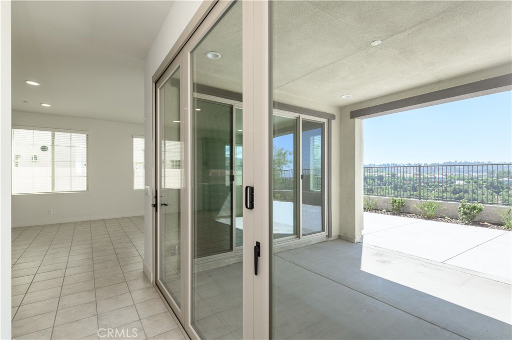 1928 Aliso Canyon Dr