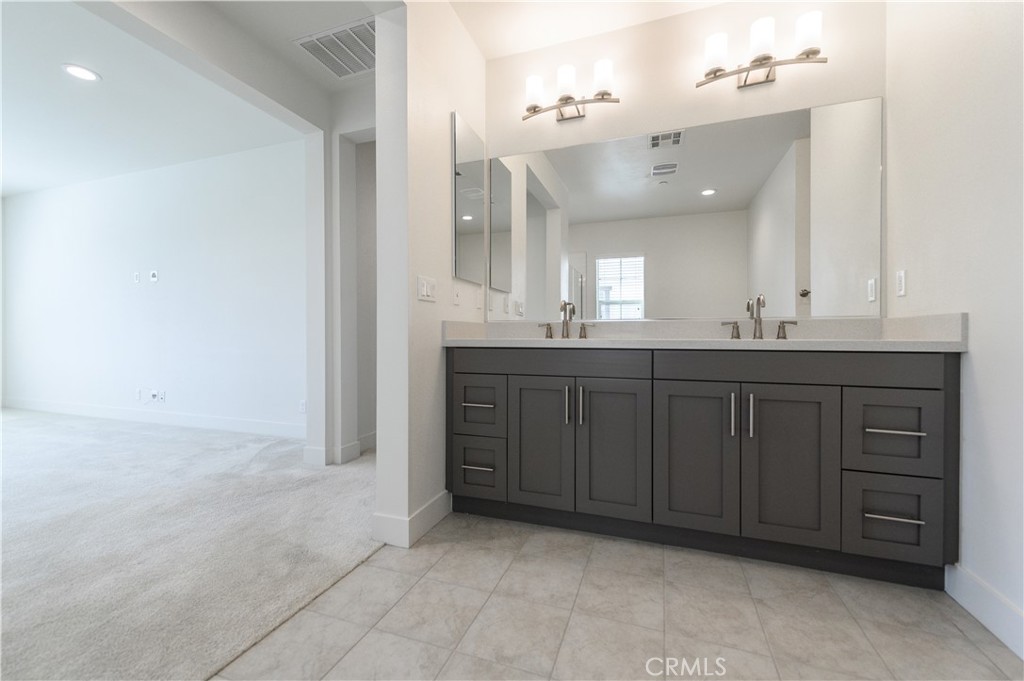 1928 Aliso Canyon Dr