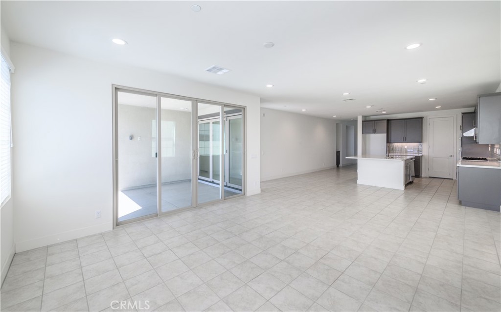 1928 Aliso Canyon Dr
