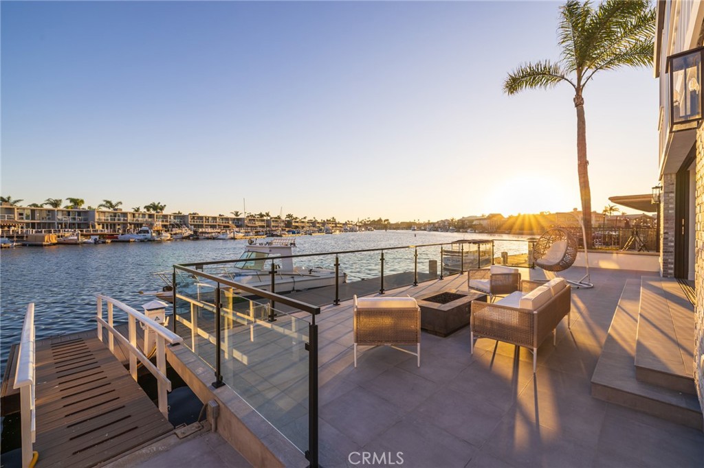 17007 Edgewater Lane