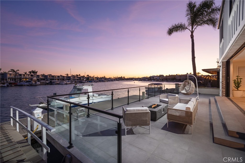 17007 Edgewater Lane