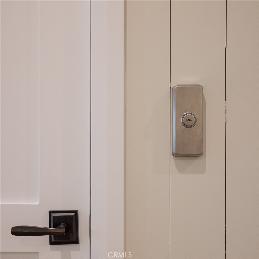 17007 Edgewater Lane