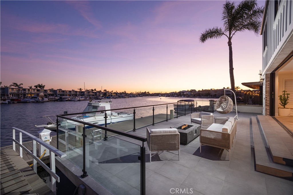 17007 Edgewater Lane