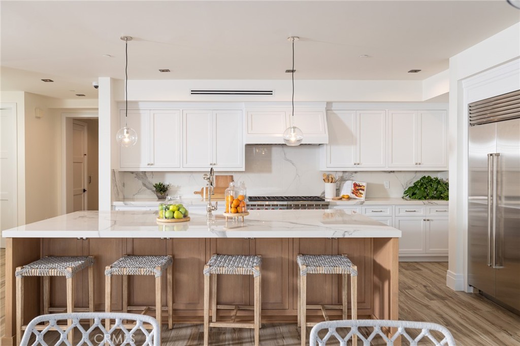 17007 Edgewater Lane