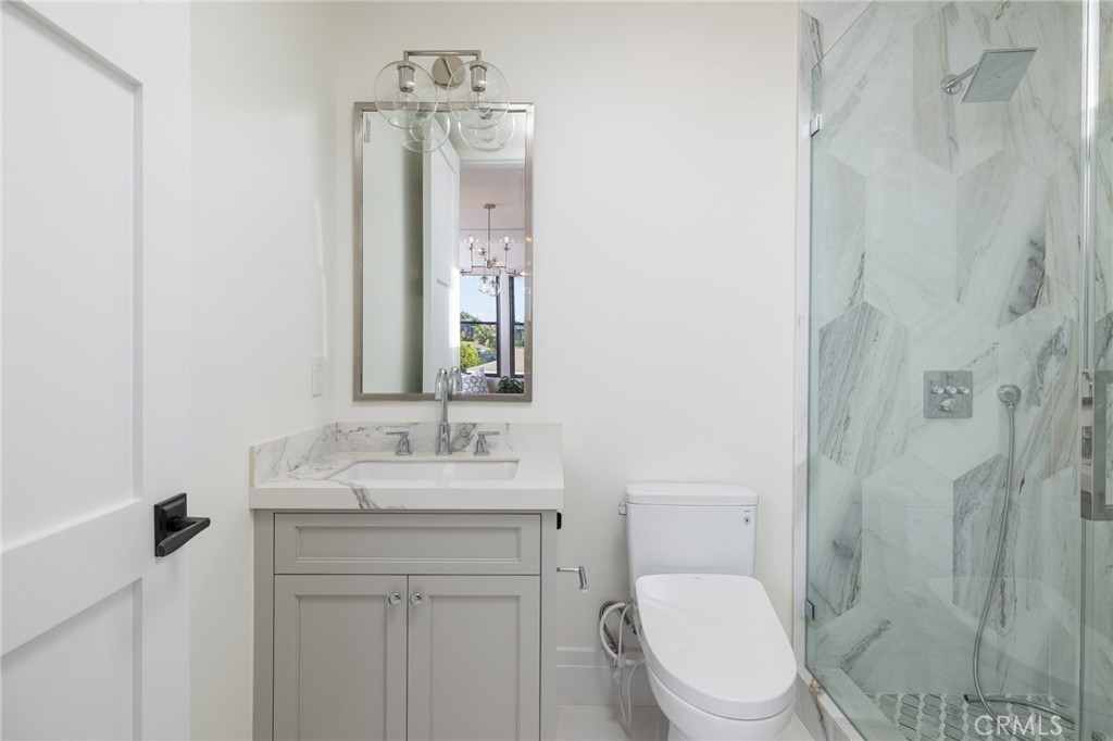 17007 Edgewater Lane