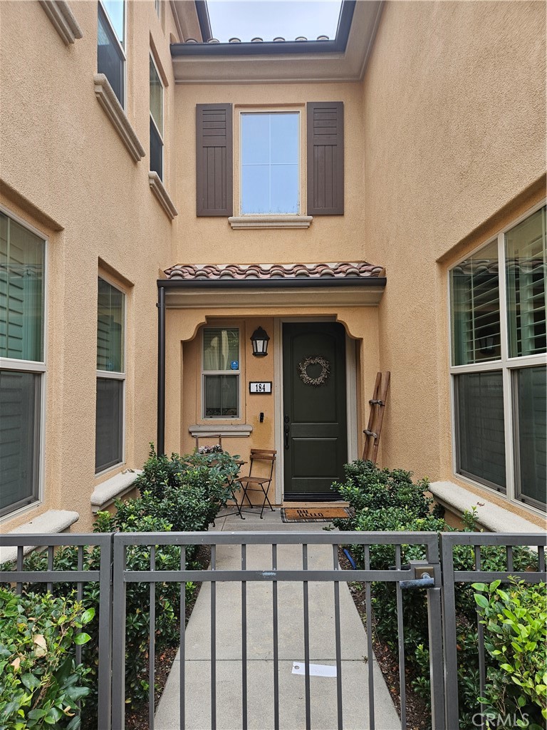 184 Rose Arch